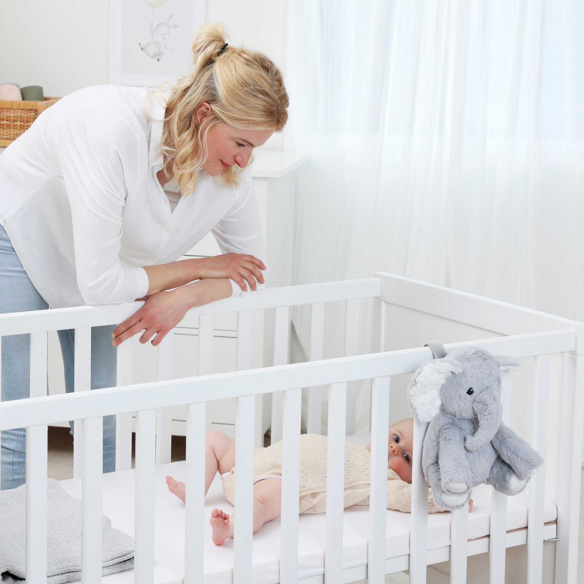 Elliot The Elephant | Soothing Sound Machine