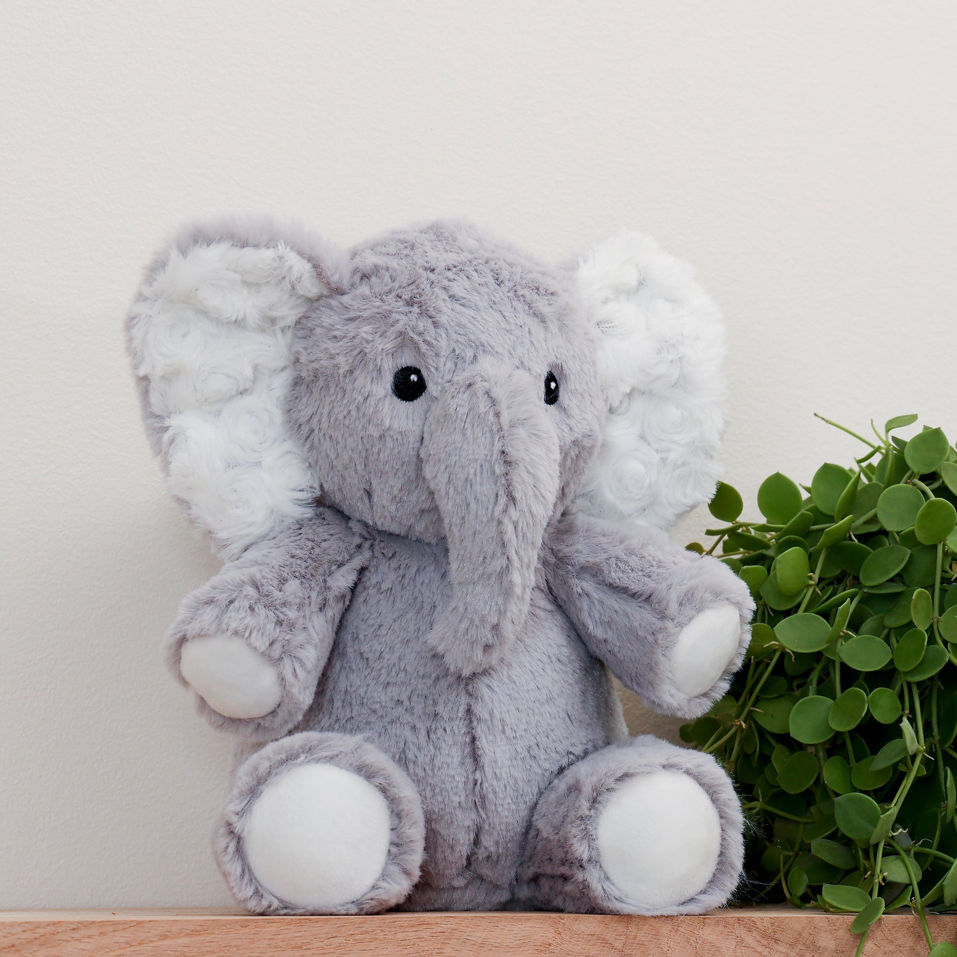 Elliot Elephant On The Go | Soothing Sound Machine