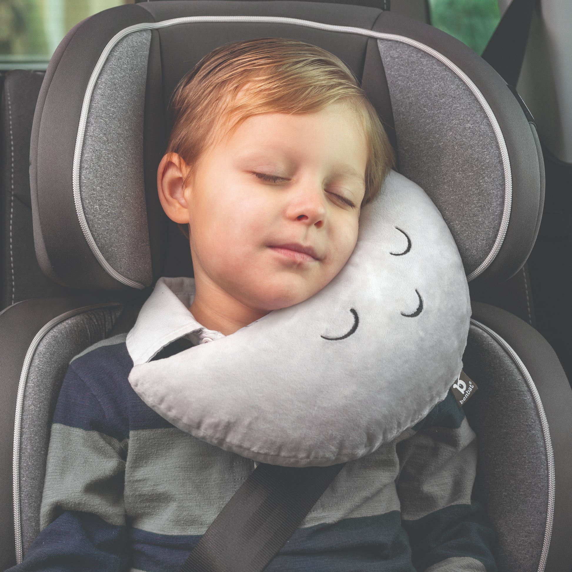 Mooni Travel Pillow | Grey