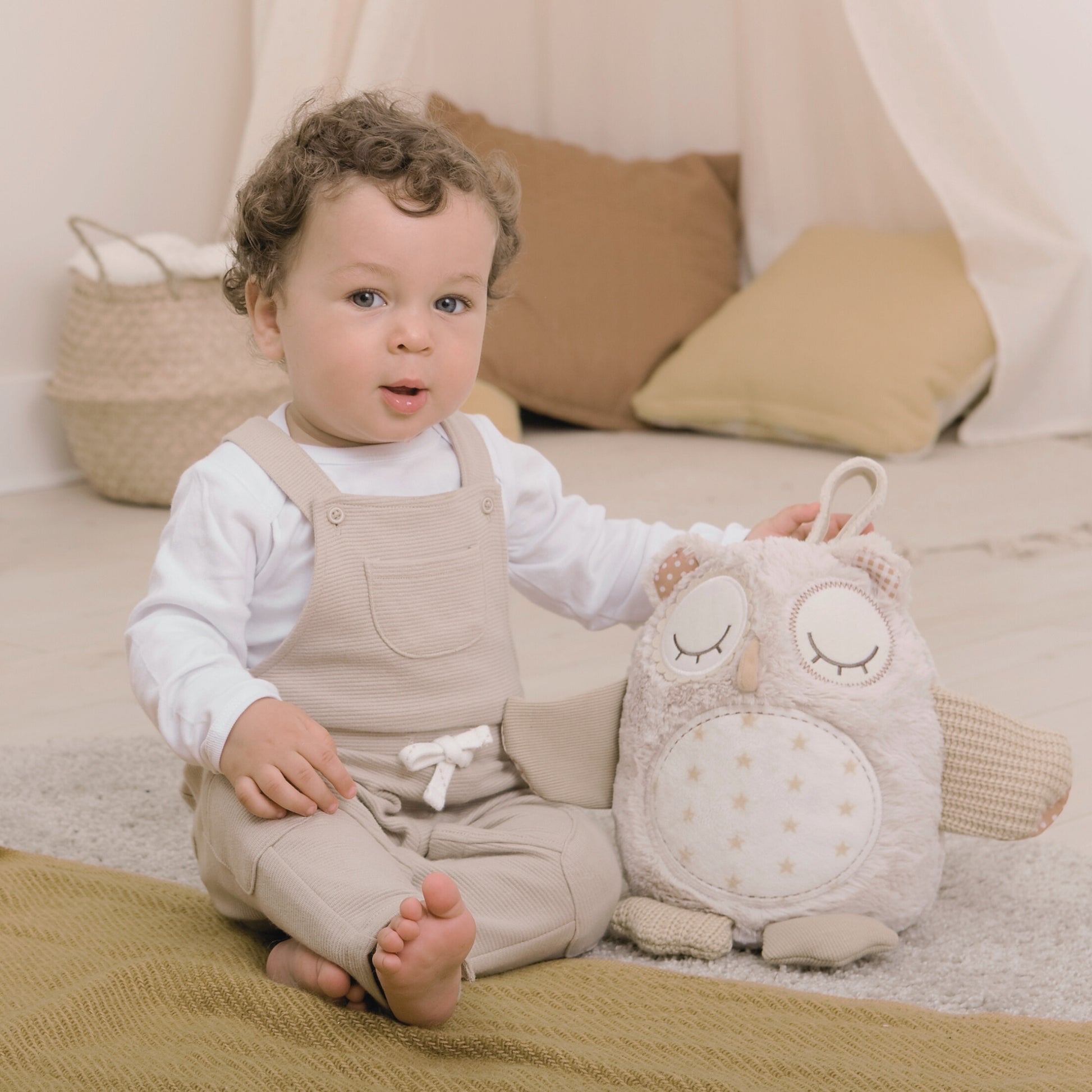 Nighty Night Owl | Smart Sensor Soothing Sound Machine