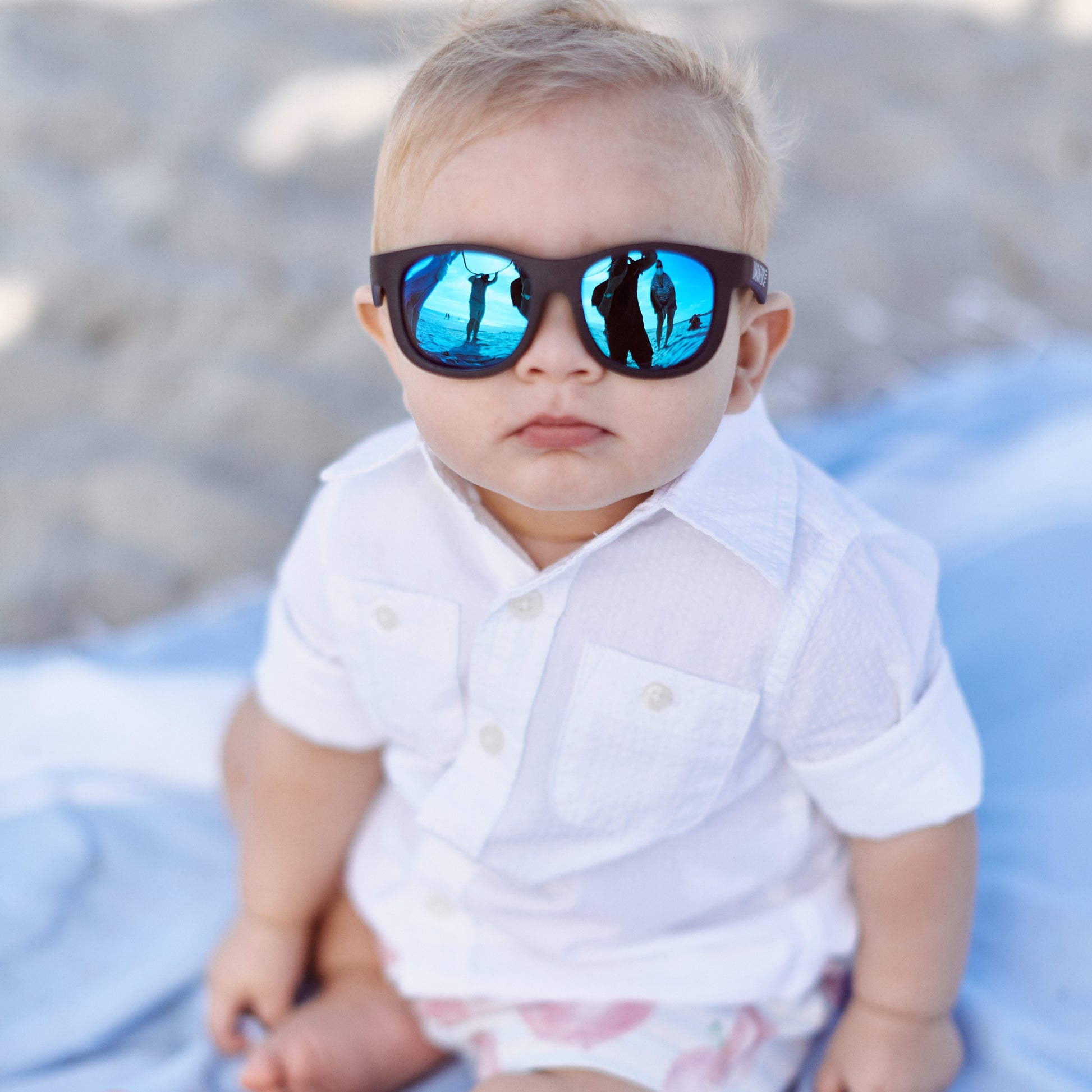 Polarized Navigator Sunglasses | Jet Black