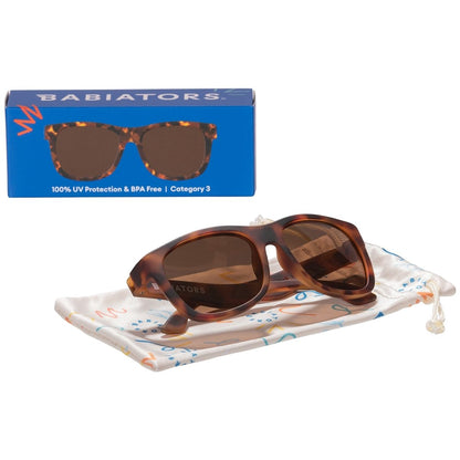 Polarized Navigator Sunglasses | Totally Tortoise