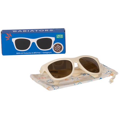 Non-Polarized Navigator Sunglasses | Sweet Cream