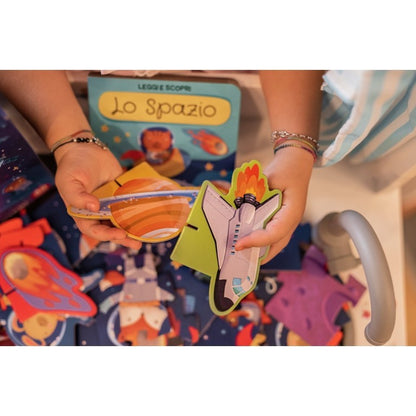 Space Puzzle & Book Activity Set for Kids with Shaped Figures | English Edition